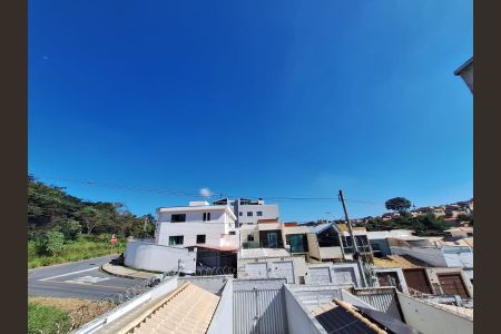 Casa à venda com 97m², 2 quartos e 2 vagasFachada
