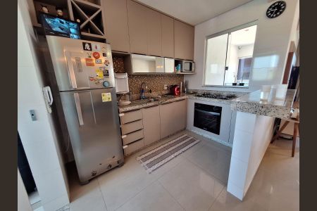 Casa à venda com 97m², 2 quartos e 2 vagasCozinha