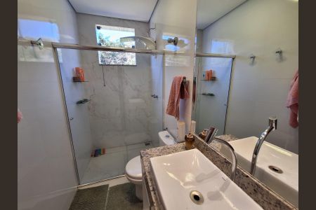 Casa à venda com 97m², 2 quartos e 2 vagasBanheiro