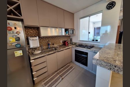 Casa à venda com 97m², 2 quartos e 2 vagasCozinha