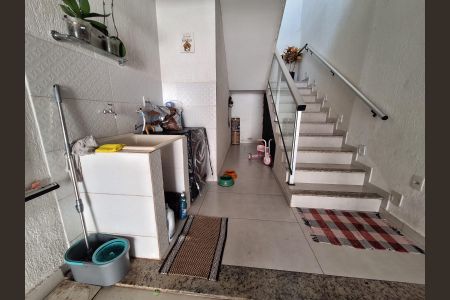 Casa à venda com 97m², 2 quartos e 2 vagasÁrea de serviço