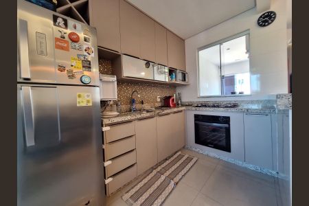 Casa à venda com 97m², 2 quartos e 2 vagasCozinha