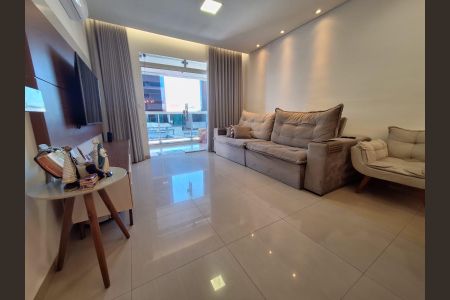 Casa à venda com 97m², 2 quartos e 2 vagasSala