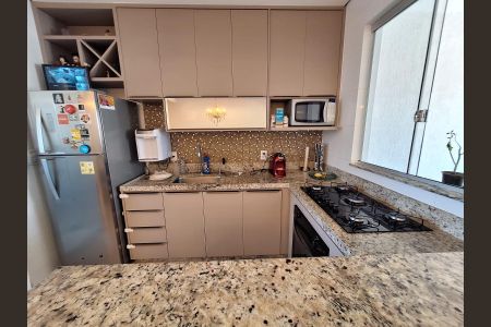 Casa à venda com 97m², 2 quartos e 2 vagasCozinha