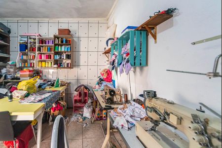 Casa à venda com 69m², 2 quartos e 1 vagaQuarto de Serviço