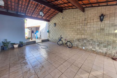 Casa para alugar com 450m², 3 quartos e 3 vagas Casa para alugar com 450m², 3 quartos e 3 vagasQuintal