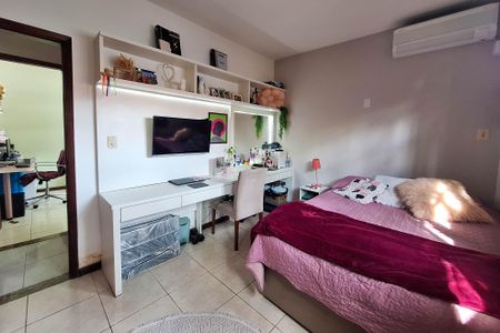 Casa para alugar com 450m², 3 quartos e 3 vagas Casa para alugar com 450m², 3 quartos e 3 vagasQuarto 1