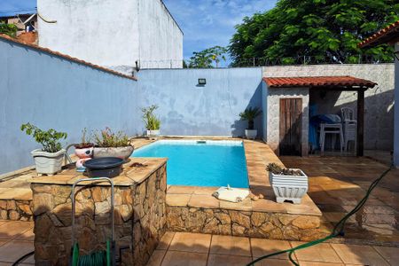 Casa para alugar com 450m², 3 quartos e 3 vagas Casa para alugar com 450m², 3 quartos e 3 vagasQuintal