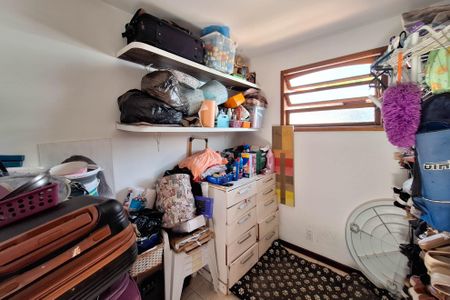 Casa para alugar com 450m², 3 quartos e 3 vagas Casa para alugar com 450m², 3 quartos e 3 vagasQuarto de Serviço