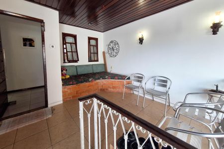 Casa para alugar com 450m², 3 quartos e 3 vagas Casa para alugar com 450m², 3 quartos e 3 vagasQuintal