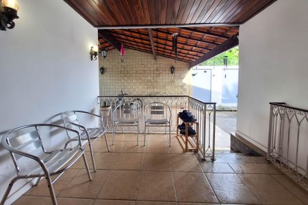 Casa para alugar com 450m², 3 quartos e 3 vagasQuintal