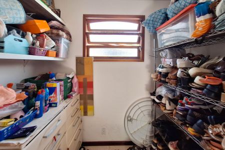 Casa para alugar com 450m², 3 quartos e 3 vagas Casa para alugar com 450m², 3 quartos e 3 vagasQuarto de Serviço