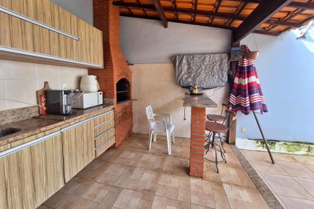 Casa para alugar com 450m², 3 quartos e 3 vagasQuintal