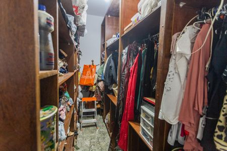 Casa à venda com 199m², 4 quartos e 3 vagasCloset da Suíte