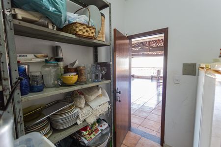 Casa à venda com 199m², 4 quartos e 3 vagasDespensa no Terraço Gourmet