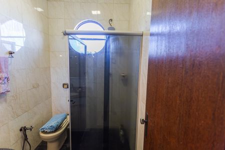 Casa à venda com 199m², 4 quartos e 3 vagasBanheiro Social