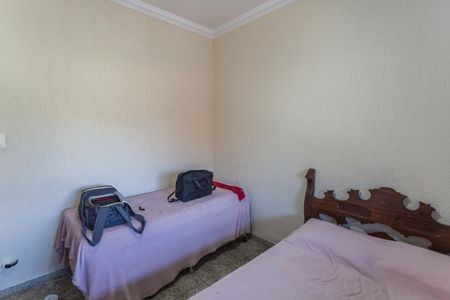 Casa à venda com 199m², 4 quartos e 3 vagasQuarto 2