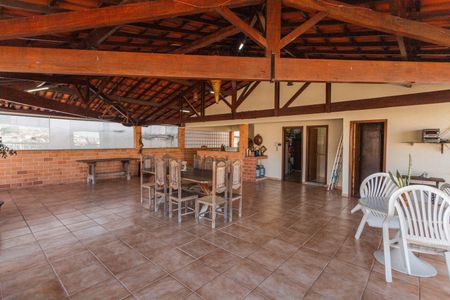 Casa à venda com 199m², 4 quartos e 3 vagasTerraço Gourmet