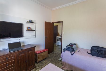 Casa à venda com 199m², 4 quartos e 3 vagasQuarto 2