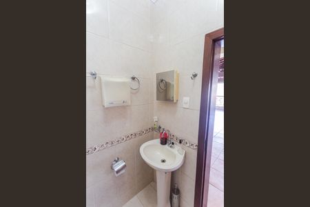 Casa à venda com 199m², 4 quartos e 3 vagasBanheiro Social no Terraço Gourmet