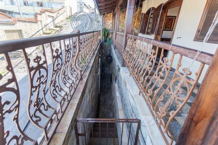 Casa à venda com 199m², 4 quartos e 3 vagasEntrada