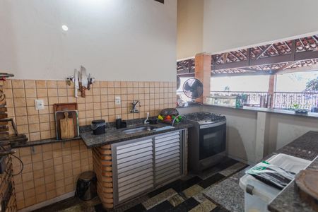 Casa à venda com 199m², 4 quartos e 3 vagasTerraço Gourmet