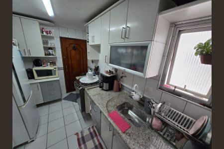 Apartamento à venda com 108m², 3 quartos e 1 vaga Apartamento à venda com 108m², 3 quartos e 1 vagaCozinha