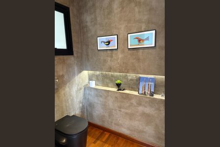 Casa de condomínio à venda com 615m², 5 quartos e 6 vagasBanheiro