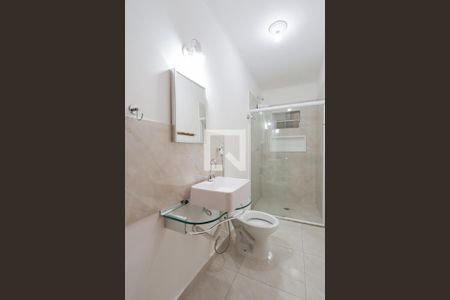 Casa à venda com 220m², 6 quartos e 3 vagasCasa  2