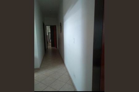 Casa à venda com 220m², 6 quartos e 3 vagasCasa  3