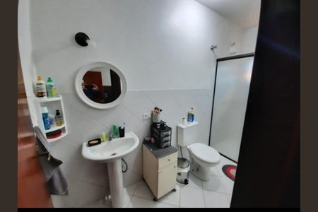 Casa à venda com 220m², 6 quartos e 3 vagasCasa  3