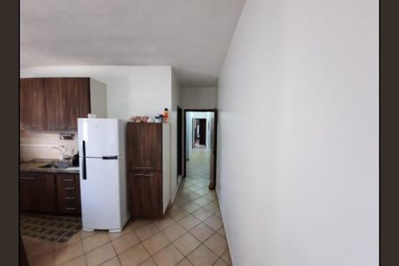 Casa à venda com 220m², 6 quartos e 3 vagasCasa  3