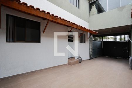 Casa à venda com 220m², 6 quartos e 3 vagasÁrea externa