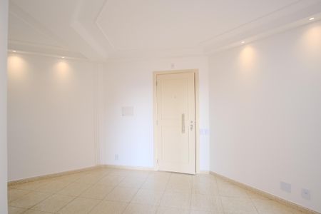 Apartamento para alugar com 62982m², 3 quartos e 1 vagaSala