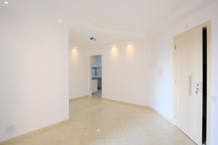 Sala de apartamento para alugar com 3 quartos, 62982m² em Chácara Califórnia, São Paulo