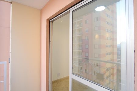 Apartamento para alugar com 62982m², 3 quartos e 1 vagaVaranda