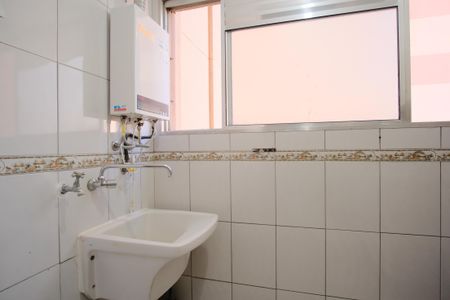 Apartamento para alugar com 62982m², 3 quartos e 1 vagaÁrea de Serviço