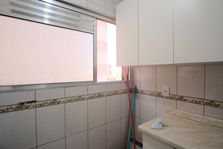 Apartamento para alugar com 62982m², 3 quartos e 1 vagaÁrea de Serviço