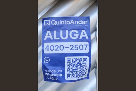 Casa para alugar com 152m², 4 quartos e 10 vagasfoto da placa