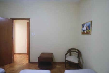 Apartamento para alugar com 188m², 4 quartos e 1 vaga Apartamento para alugar com 188m², 4 quartos e 1 vagaQuarto 2