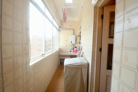 Apartamento para alugar com 188m², 4 quartos e 1 vaga Apartamento para alugar com 188m², 4 quartos e 1 vagaÁrea de Serviço