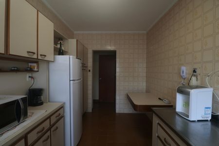 Apartamento para alugar com 188m², 4 quartos e 1 vaga Apartamento para alugar com 188m², 4 quartos e 1 vagaCozinha