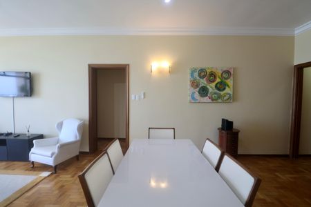Apartamento para alugar com 188m², 4 quartos e 1 vaga Apartamento para alugar com 188m², 4 quartos e 1 vagaSala