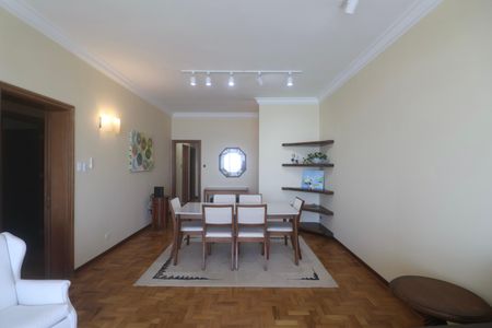 Apartamento para alugar com 188m², 4 quartos e 1 vaga Apartamento para alugar com 188m², 4 quartos e 1 vagaSala