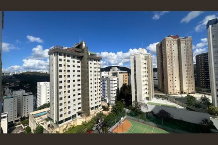 Apartamento à venda com 90m², 3 quartos e 2 vagasVista 