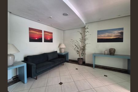 Apartamento para alugar com 120m², 3 quartos e 2 vagas Apartamento para alugar com 120m², 3 quartos e 2 vagasHall de entrada