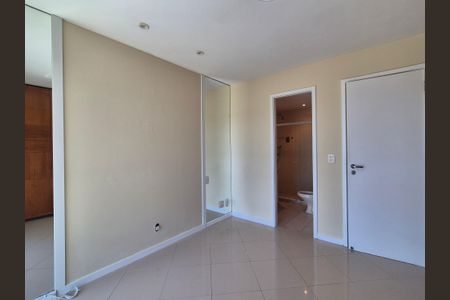Apartamento para alugar com 120m², 3 quartos e 2 vagas Apartamento para alugar com 120m², 3 quartos e 2 vagasSuite