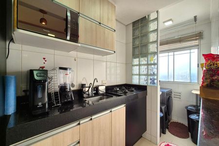 Apartamento à venda com 58m², 2 quartos e 2 vagasCozinha 