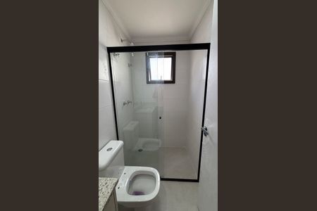 Apartamento à venda com 56m², 2 quartos e 2 vagasBanheiro da Suíte
