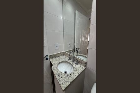 Apartamento à venda com 56m², 2 quartos e 2 vagasBanheiro social